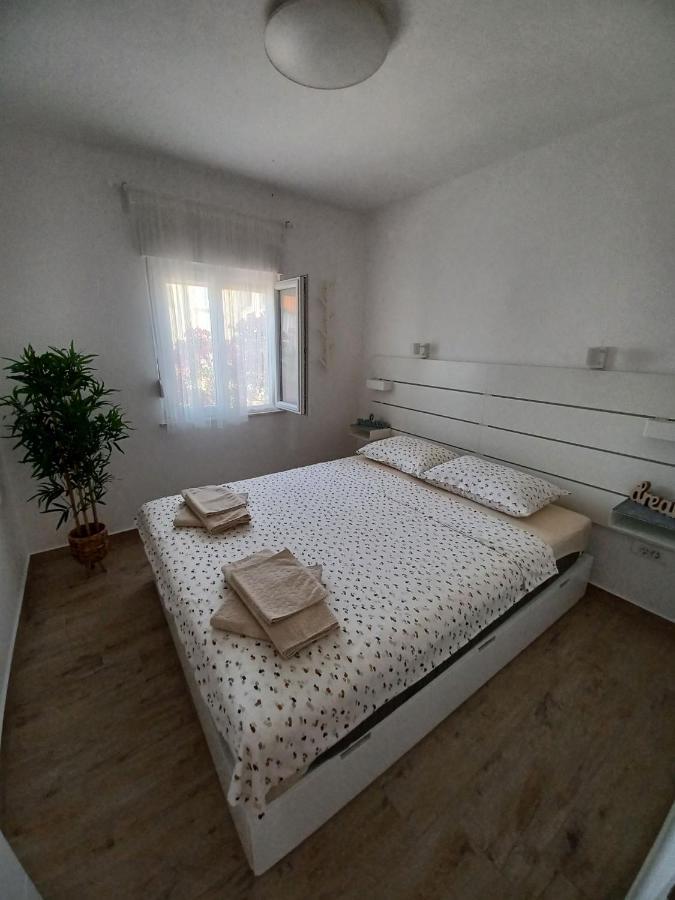 Apartments Sava Povljana Exterior foto